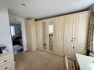 Master Dressing Area - click for photo gallery